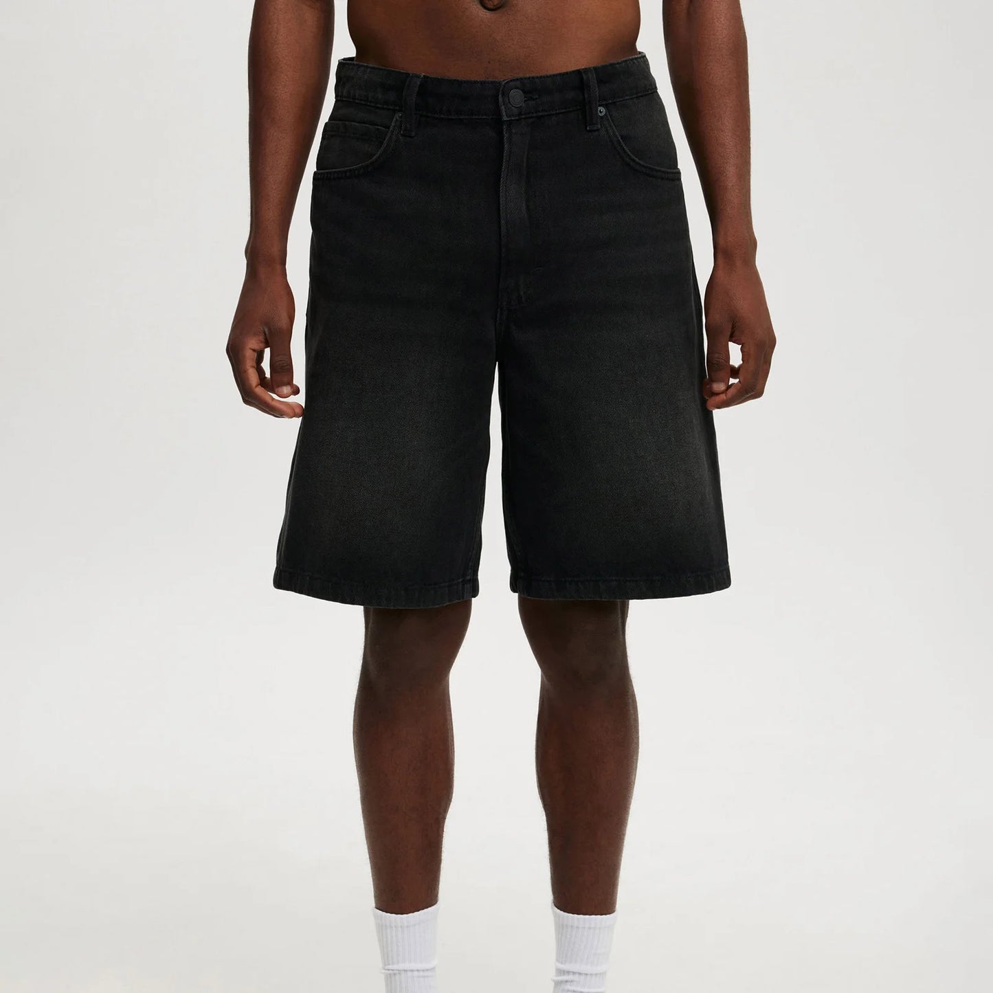 Short jean ample homme