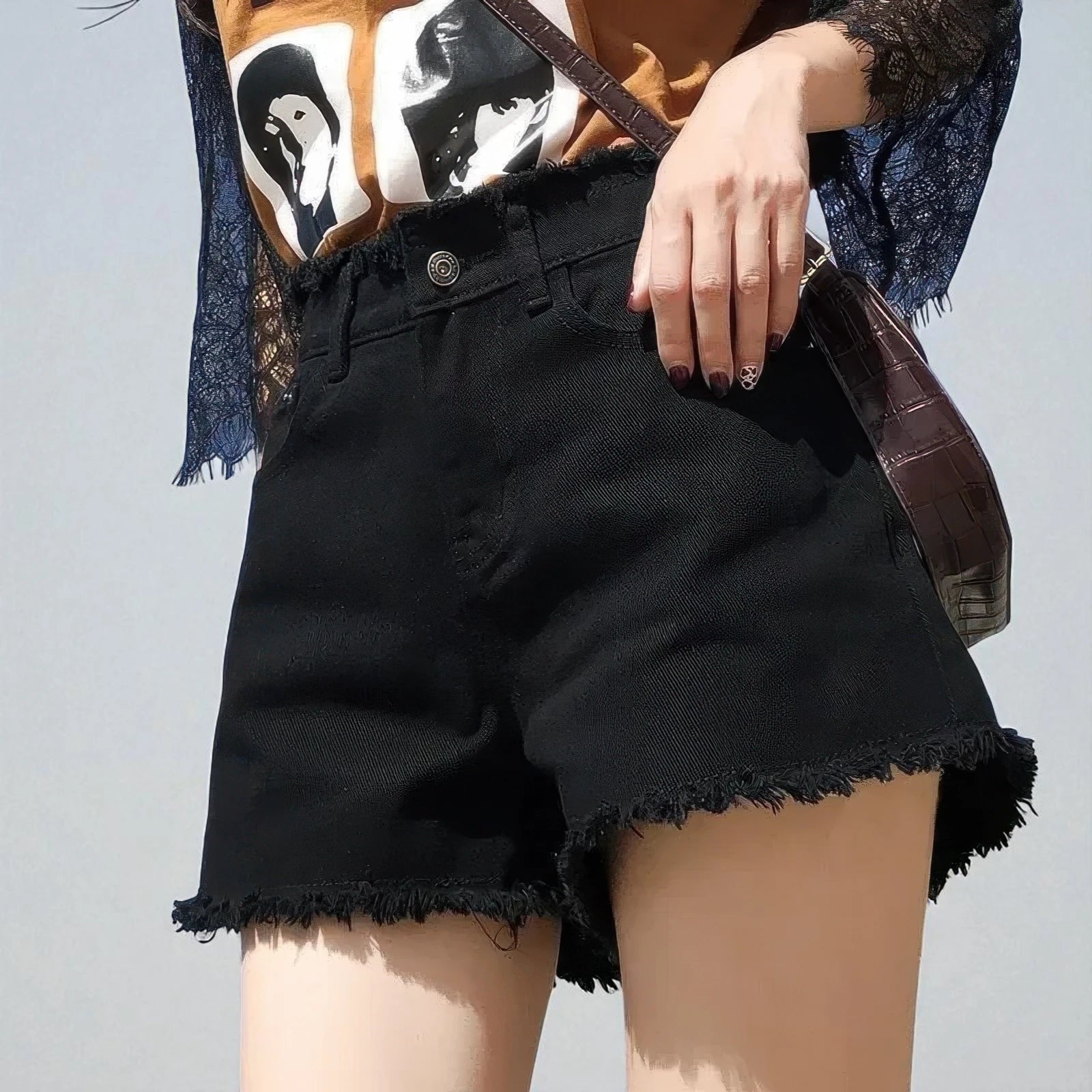 Short en jean noir taille haute